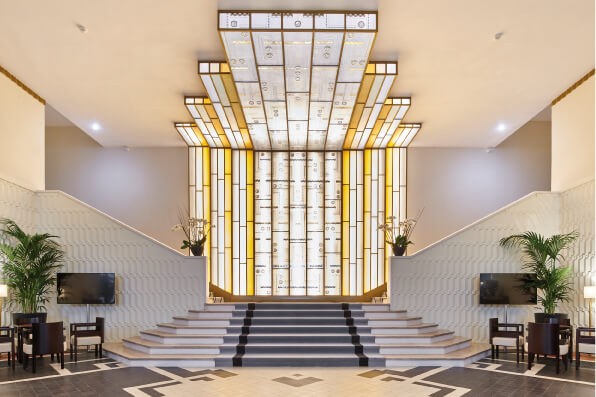 VB021671_mediumAG hotel-le-splendid
